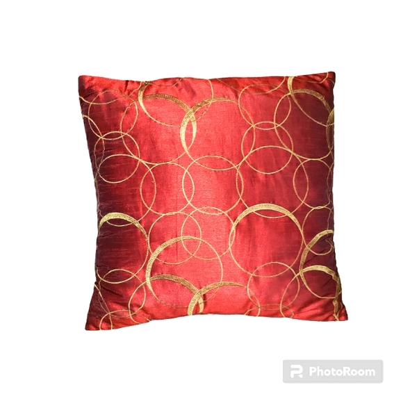 Gorgeous Gold and Maroon Throw Pillows - Picture 3 of 8